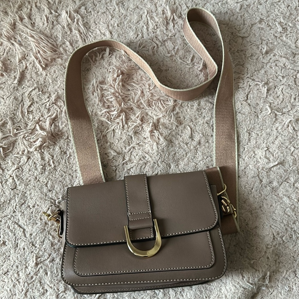 crossbody bag